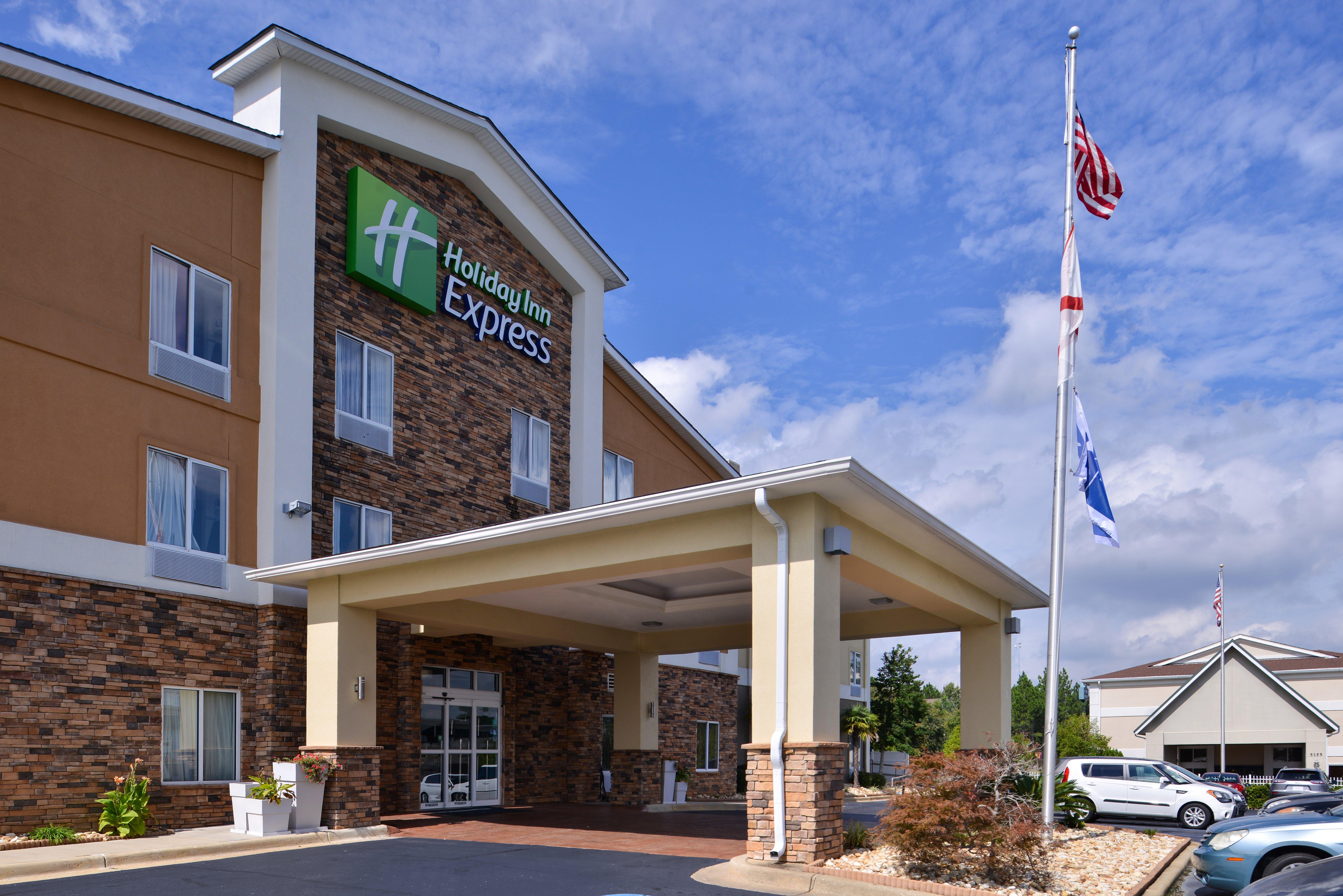 Holiday Inn Express Montgomery East I-85 By Ihg Buitenkant foto